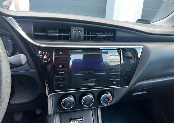 Toyota Corolla cena 50000 przebieg: 74000, rok produkcji 2018 z Kock małe 254